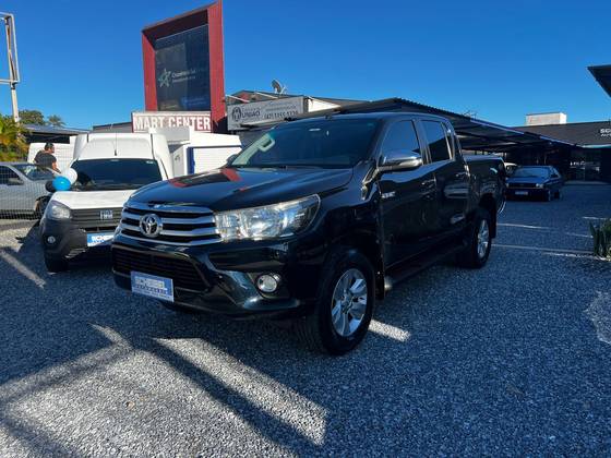 TOYOTA HILUX 2.8 SRV 4X4 CD 16V DIESEL 4P AUTOMÁTICO